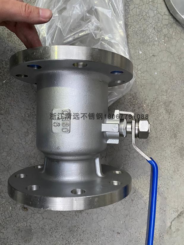 不锈钢一体式球阀法兰碳