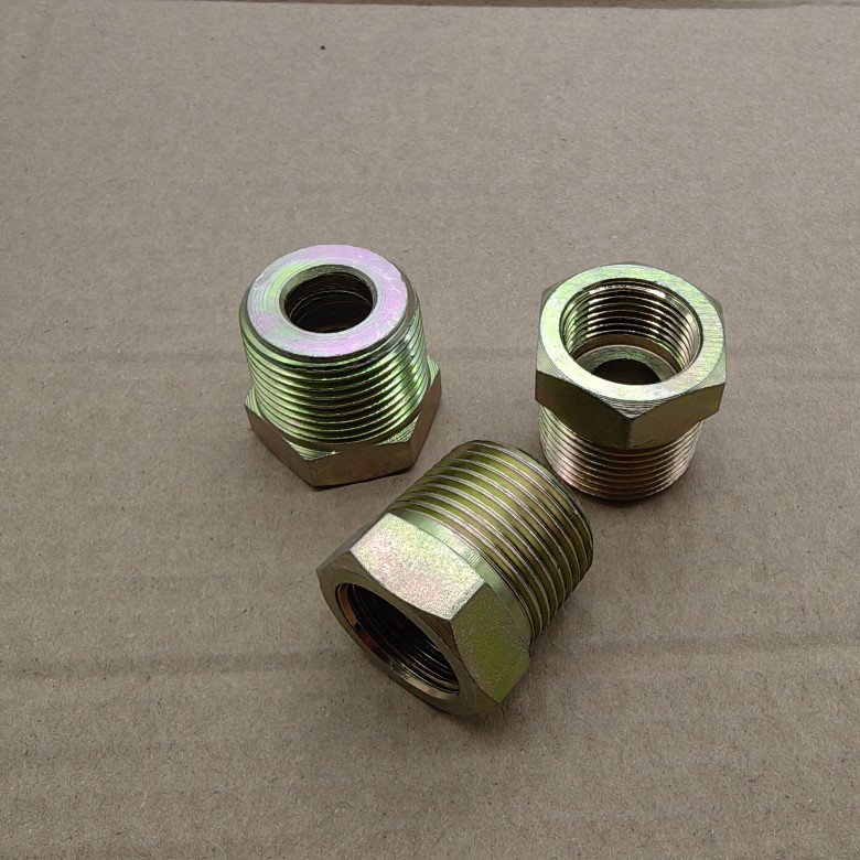 补芯外丝转内压力表铁接