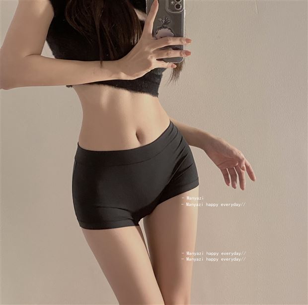 莫代尔平角内裤女无痕纯棉抗菌裆安全裤女防走光透气四角短裤大码