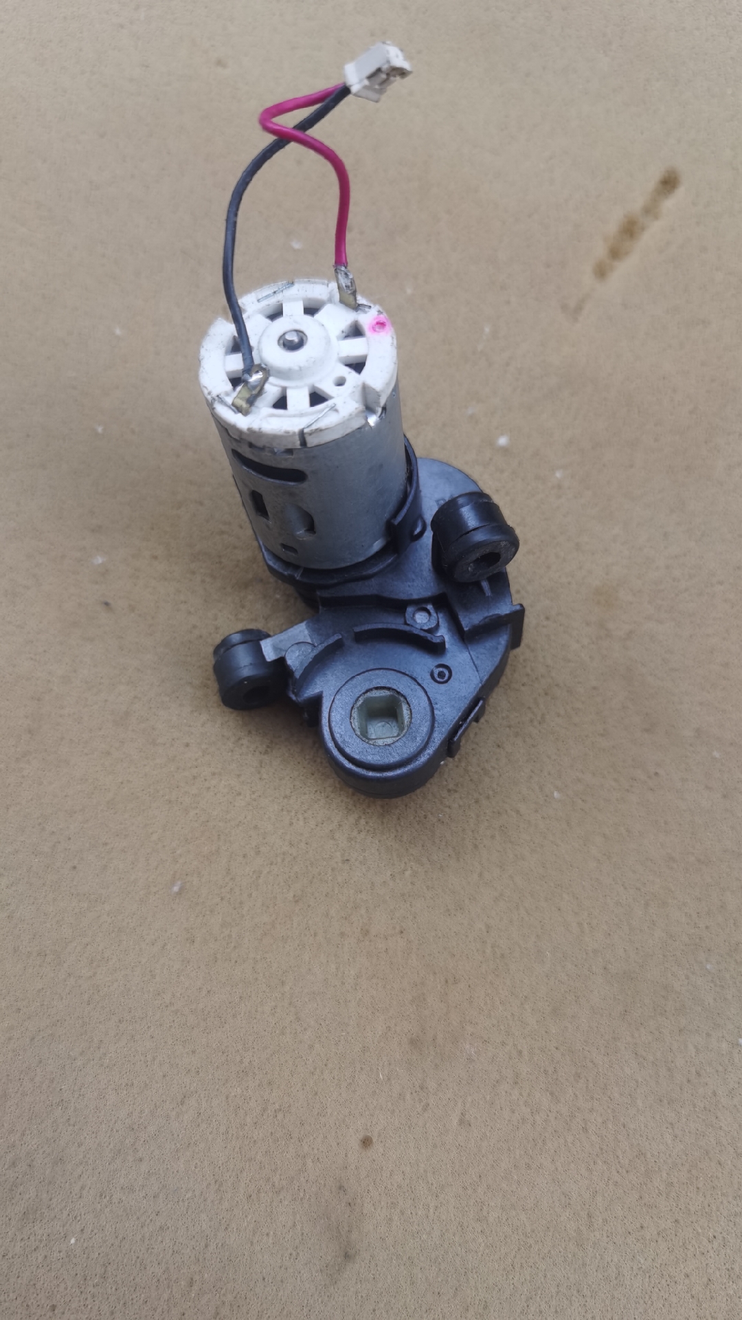 科沃斯扫地机吸尘器DN33 36 39 DN320 DN55 56 DN520滚刷电机