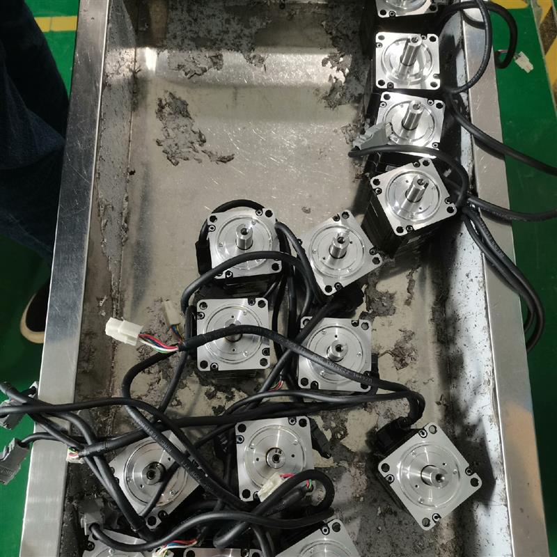 【工控数码】【议价】SGD7S-1R6A00A+SGM7J-02AFC6S安川7议价