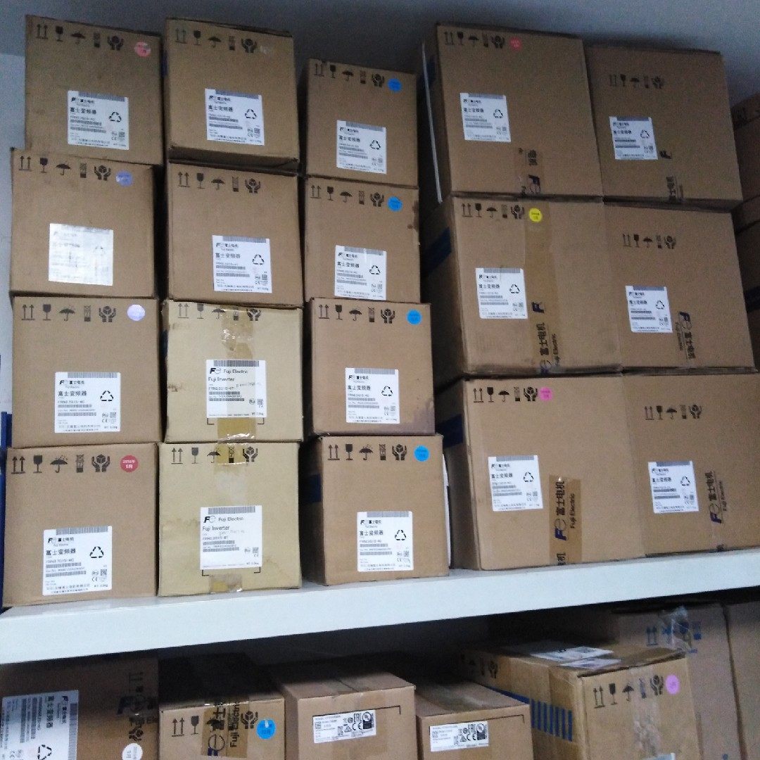 富士变频器FRN18.5G1S一4C全新正品，质保一年可开增票议价
