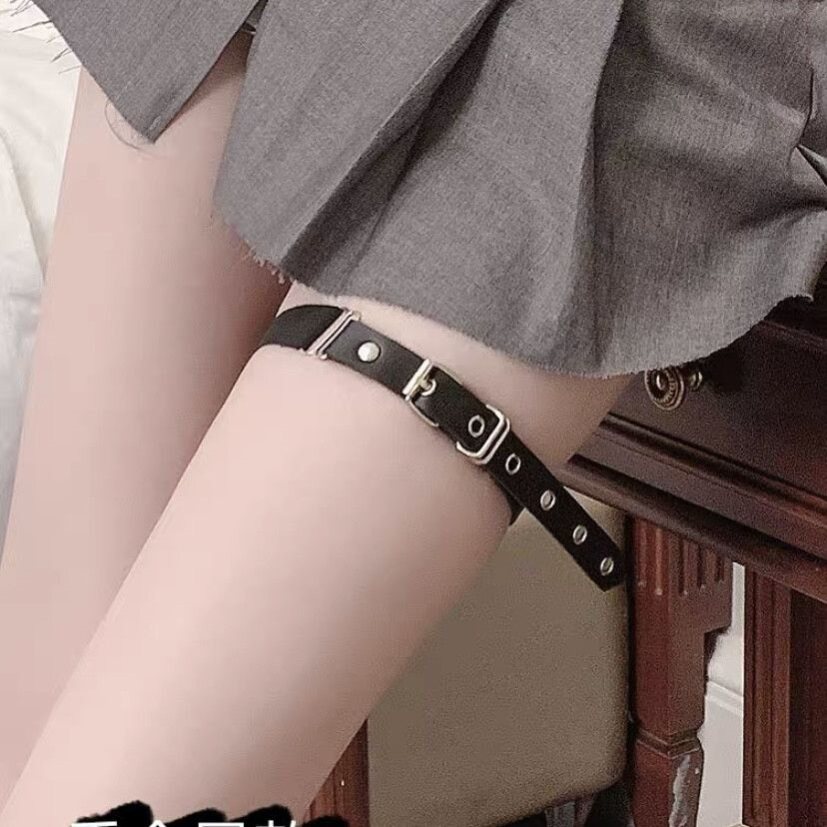 原宿Lolita朋克哥特铆钉