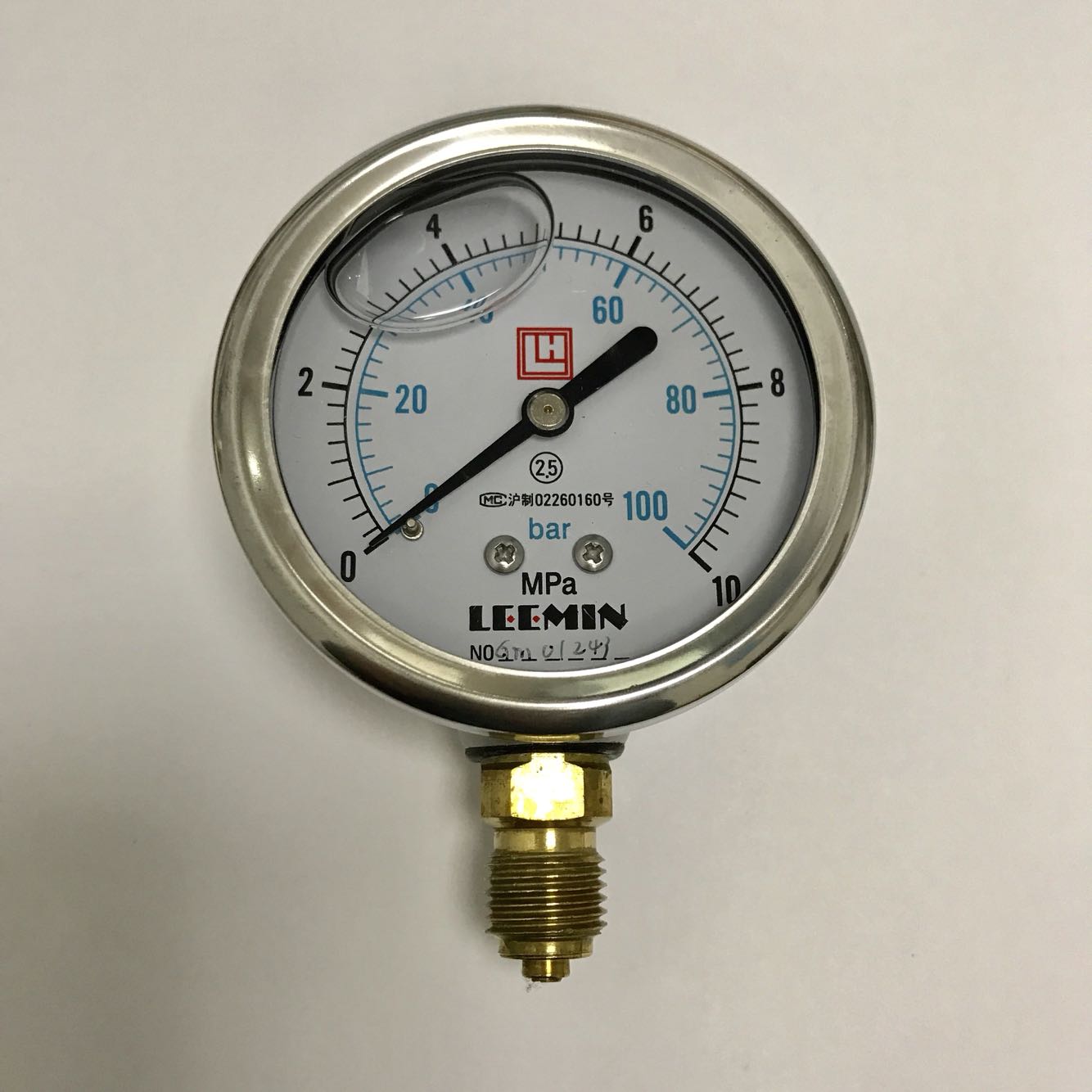 耐震压力表 YN-63I 10mpa G1/4 表盘前68mm 压力10mpa 螺纹G1/4