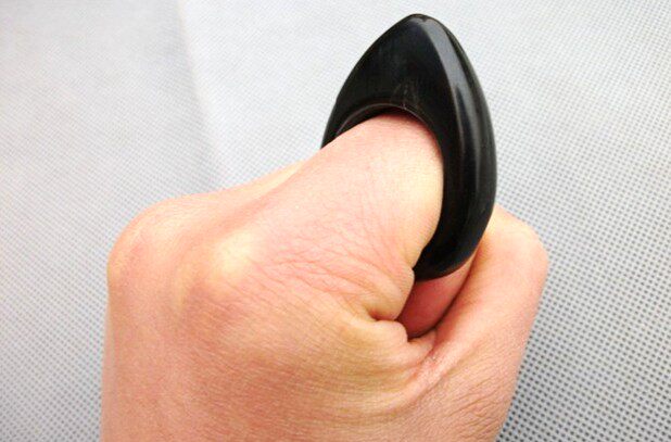 全身经络穴位按摩器点穴器 天然牛角戒指脚底按压穴位工具 足疗器