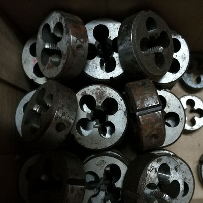 圆板牙M5M10X1M12X1.5M14X1M18M8*1M5*0.5M15X1表面有生锈