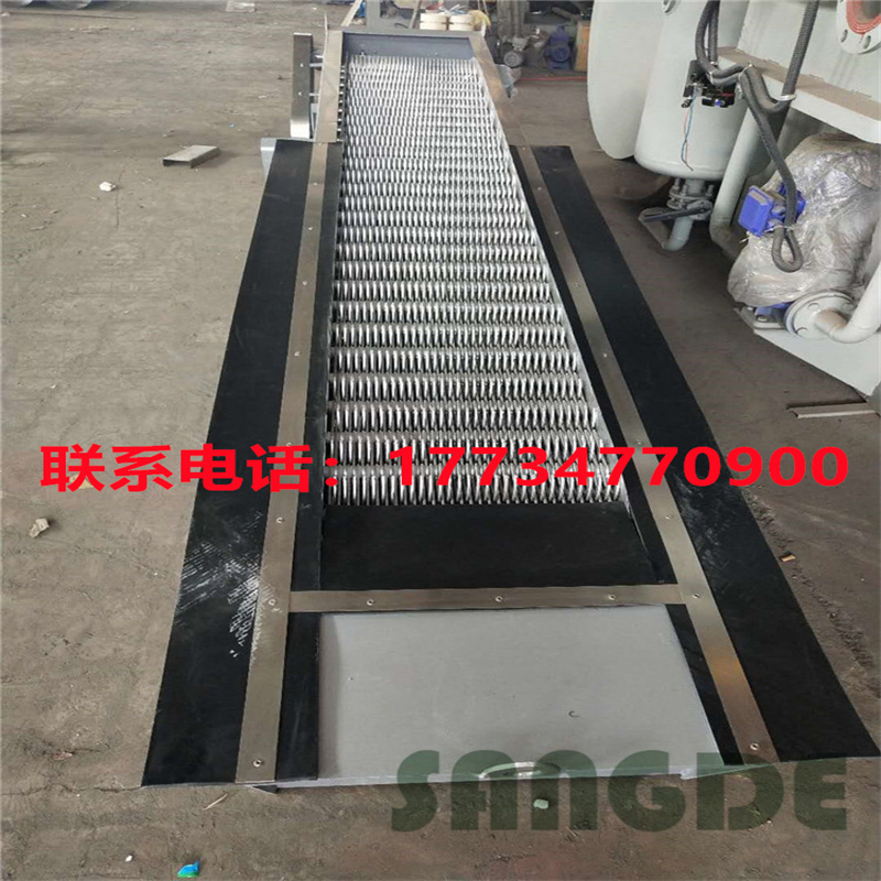 回转式机械格栅抓斗清污