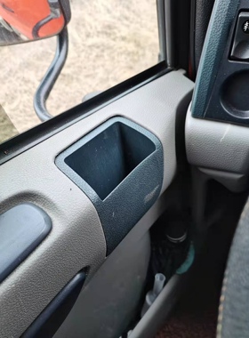 包邮天龙VL天锦无盖烟灰缸放手机 VR车门烟灰盒无盖装手机盒原装