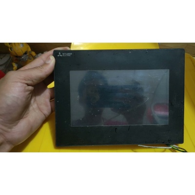 询价三菱触摸屏GS2107-WTBD二手拆机，成色如图议价