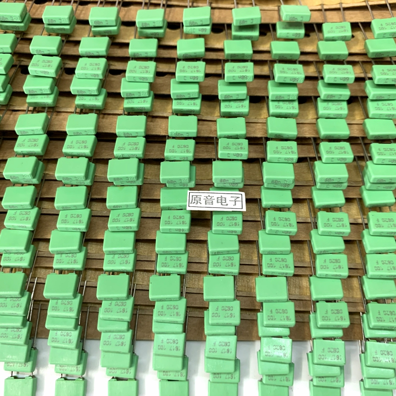 原装德国 VISHAY ERO  0.068UF100V  683/68nMKT1817铜脚薄膜电容