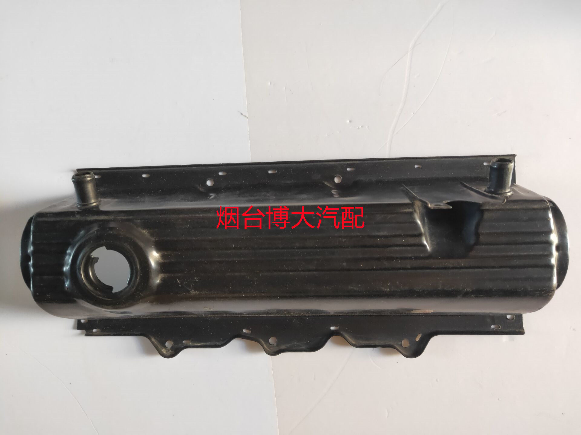 适用于老款红旗名仕世纪星红旗488电喷气门室盖