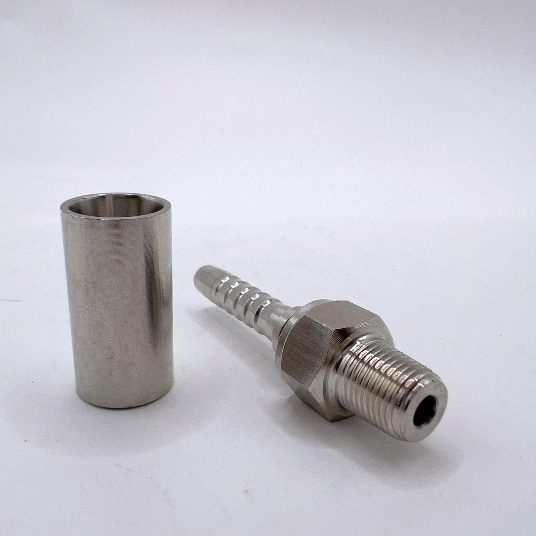 304不锈钢直通接头米思米软管扣压接头1/8PT外丝转M12*1.25内螺纹