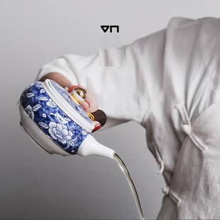white teapot handmade Jingdezhen Japanese and kettle blue