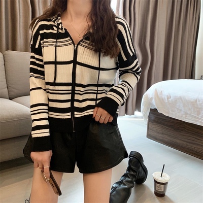 Striped Hooded Knitted Cardigan Women New Fashion Sweater Co