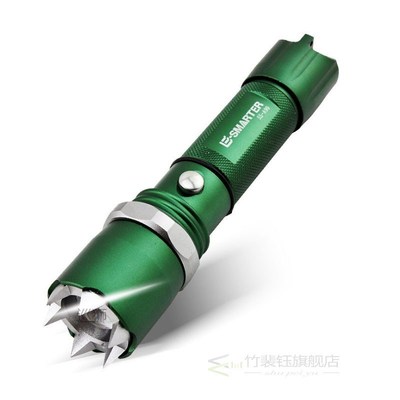 Outdoor mechanical zoom self-defense anti-wolf strong light