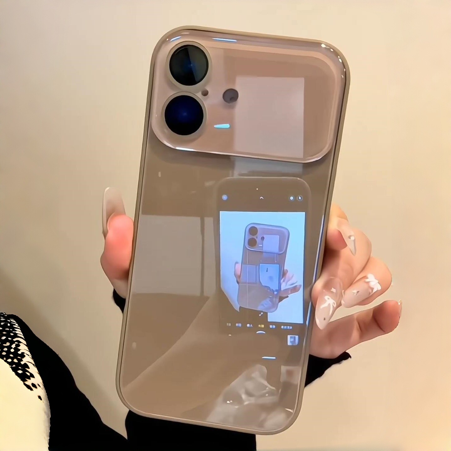 轻奢新款高级咖啡色小视窗适用苹果17ProMax手机壳糖果色iPhone16pro全包软边15plus带镜头膜14防摔13保护套