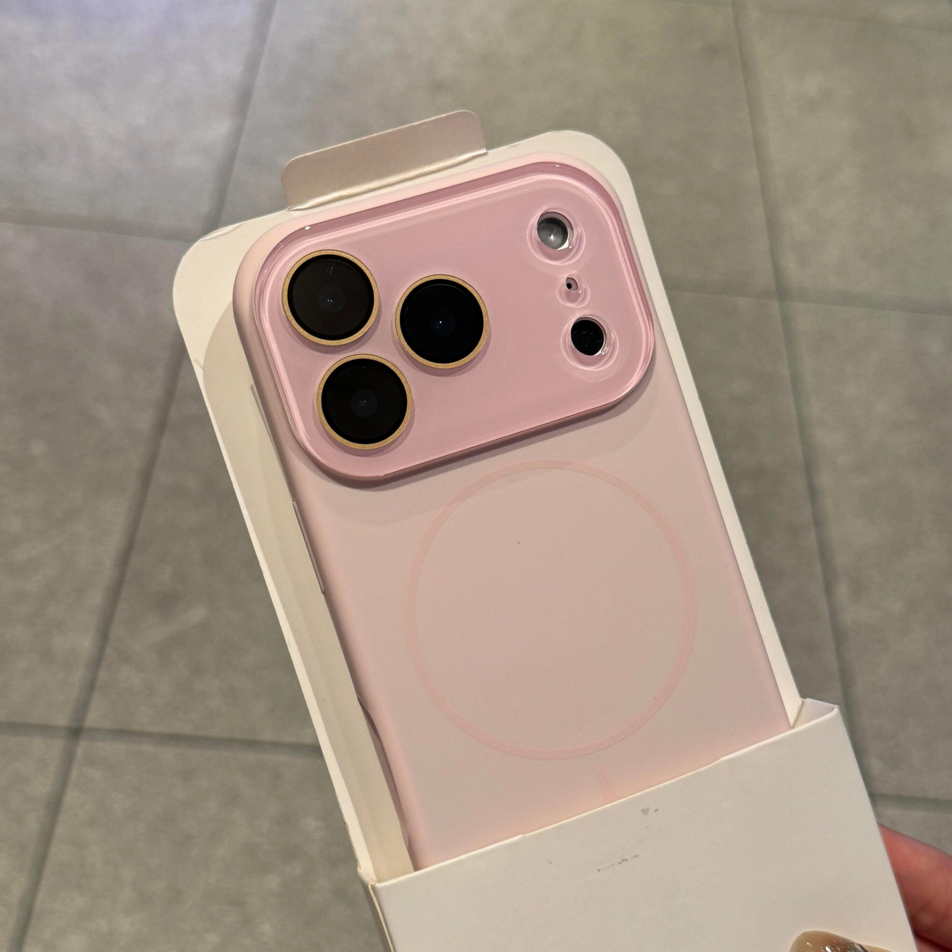 奶乎乎~粉色软糯18适用苹果17ProMax手机壳液态硅胶iPhone16pro简约植绒iphone15全包镜头膜14小视窗13保护套