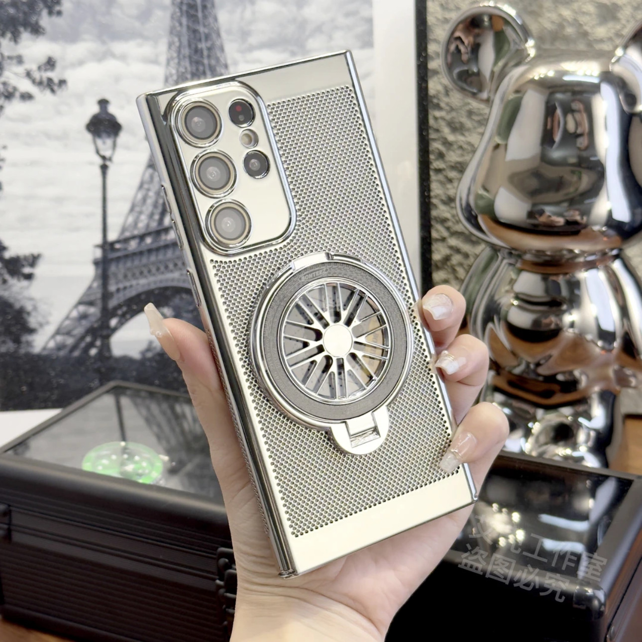 夏日散热适用三星S24Ultra手机壳s25plus自带镜头膜note20ultra解压陀螺支架S23+电镀银色S22蜂窝孔S21透气套