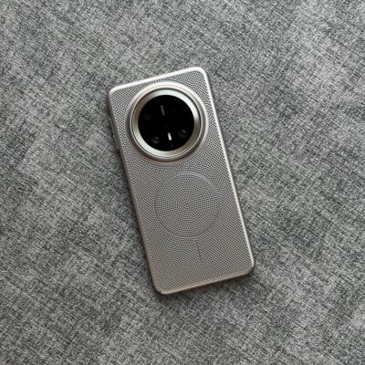 钛银灰色电镀哑光新款适用华为mate70pro+手机壳Mate60网格透气pura80pro细圈磁吸散热p70ultra蜂窝孔p90硬壳
