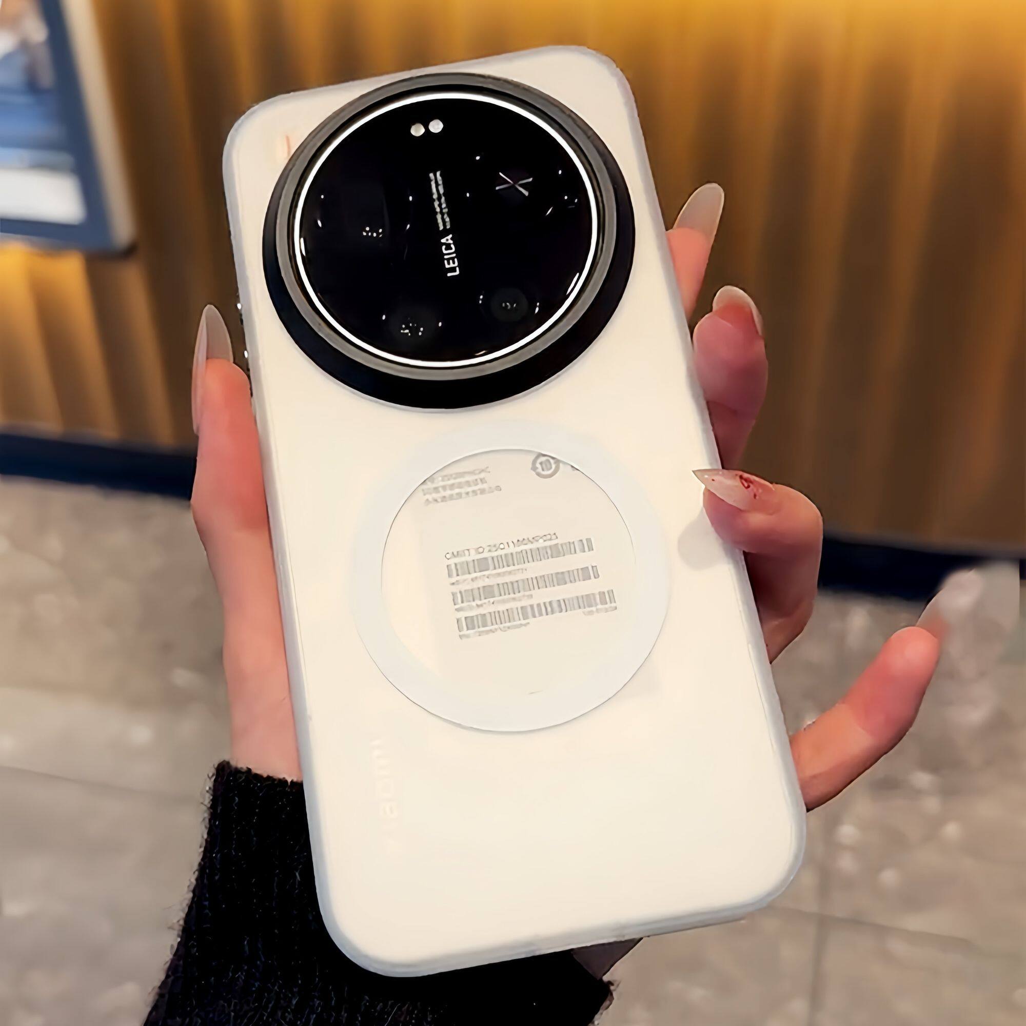 高端轻奢轻纱白适用小米17Ultra手机壳17promax雾面黑色15/14pro磨砂15Ultra亚克力内置磁吸防摔款全包保护套