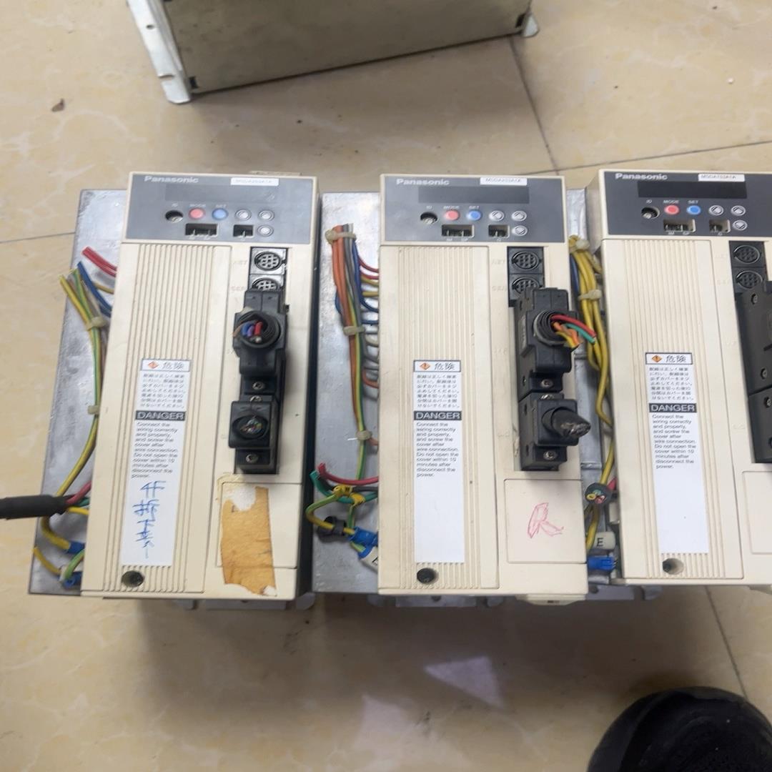 驱动器/控制器MSDA253A1A  2.5KW二套1.5K