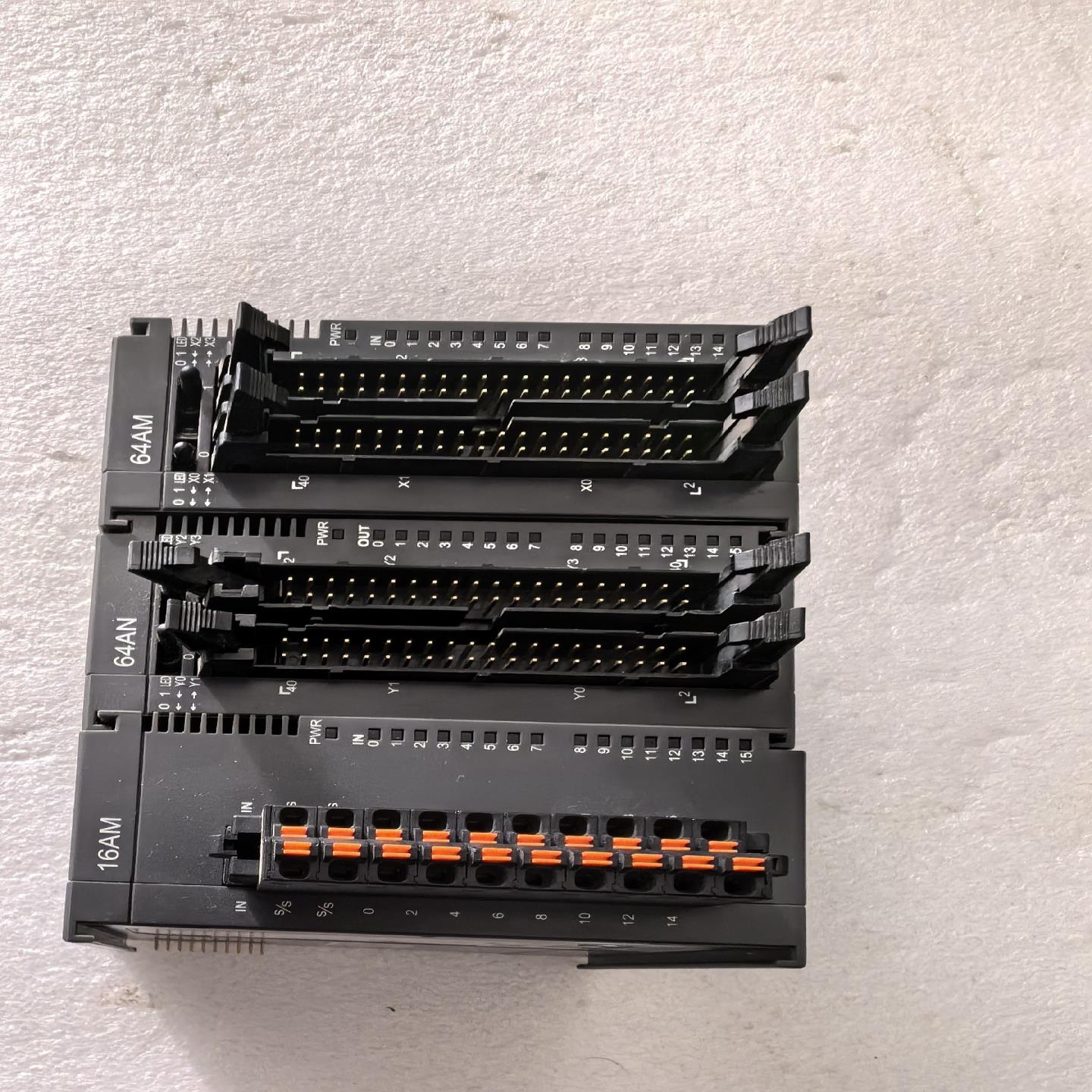 台达PLC   AS16AM10N-A，AS64AN02