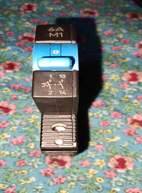 E一T一A断路器，全新但没盒子，4220一T110一K0M1