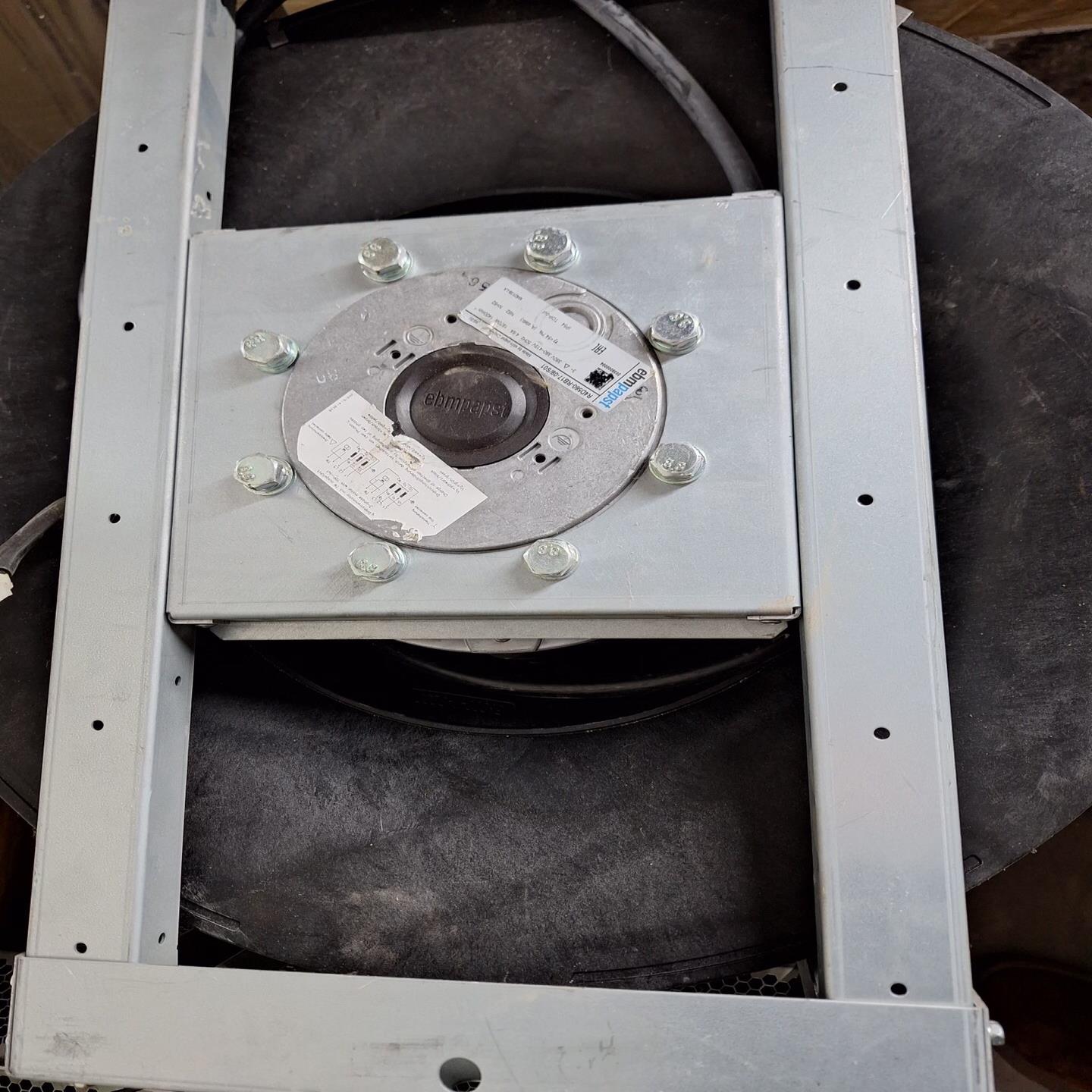 R4D560-RB17-08/S01如图