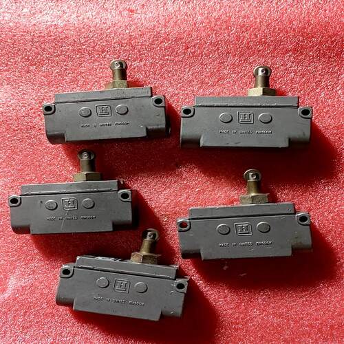 honeywell霍尼韦尔限位开关BZE9-2R08C 成色