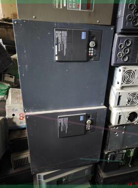 (非标价)三菱f700系列变频器FR-F740-S75K-CHT功率7