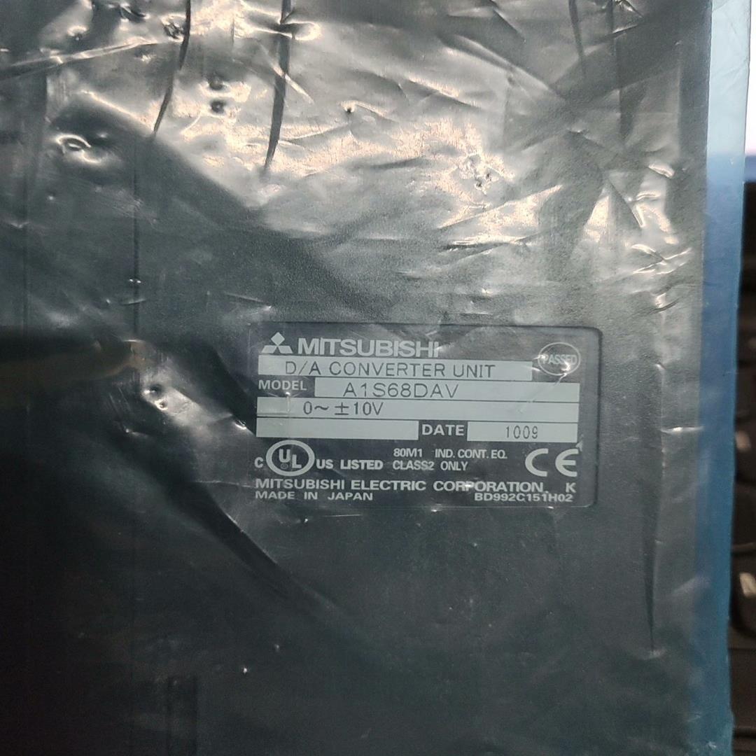 {莱茵电子商行}三菱模块A1A68DAV