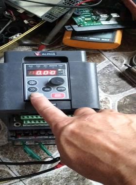 5.5/7.5kw阿尔发HA6000E变频器，功能包好风扇罩