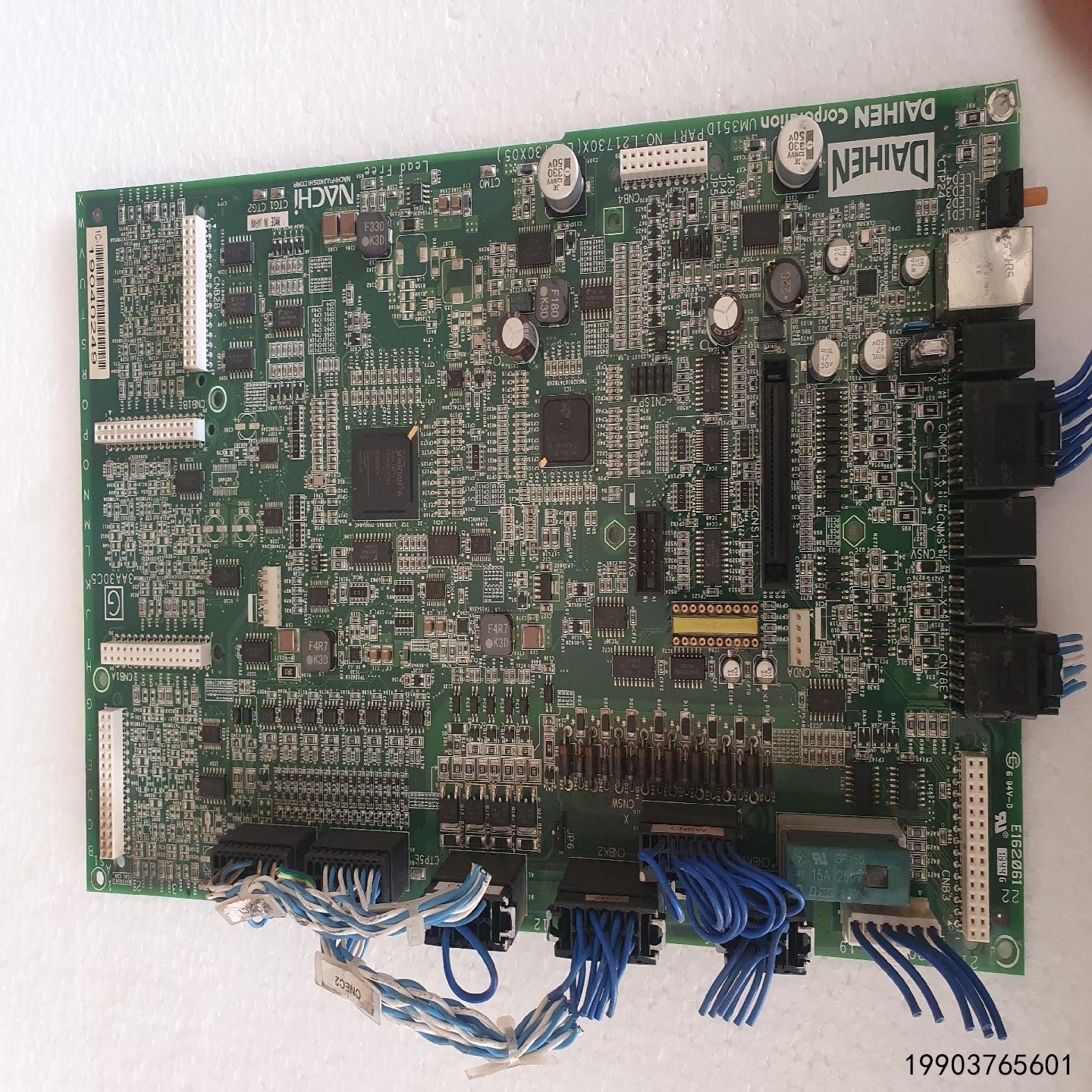 议价议价那智驱动器主板um351d拆机的，有三处瑕疵，见最后三图，