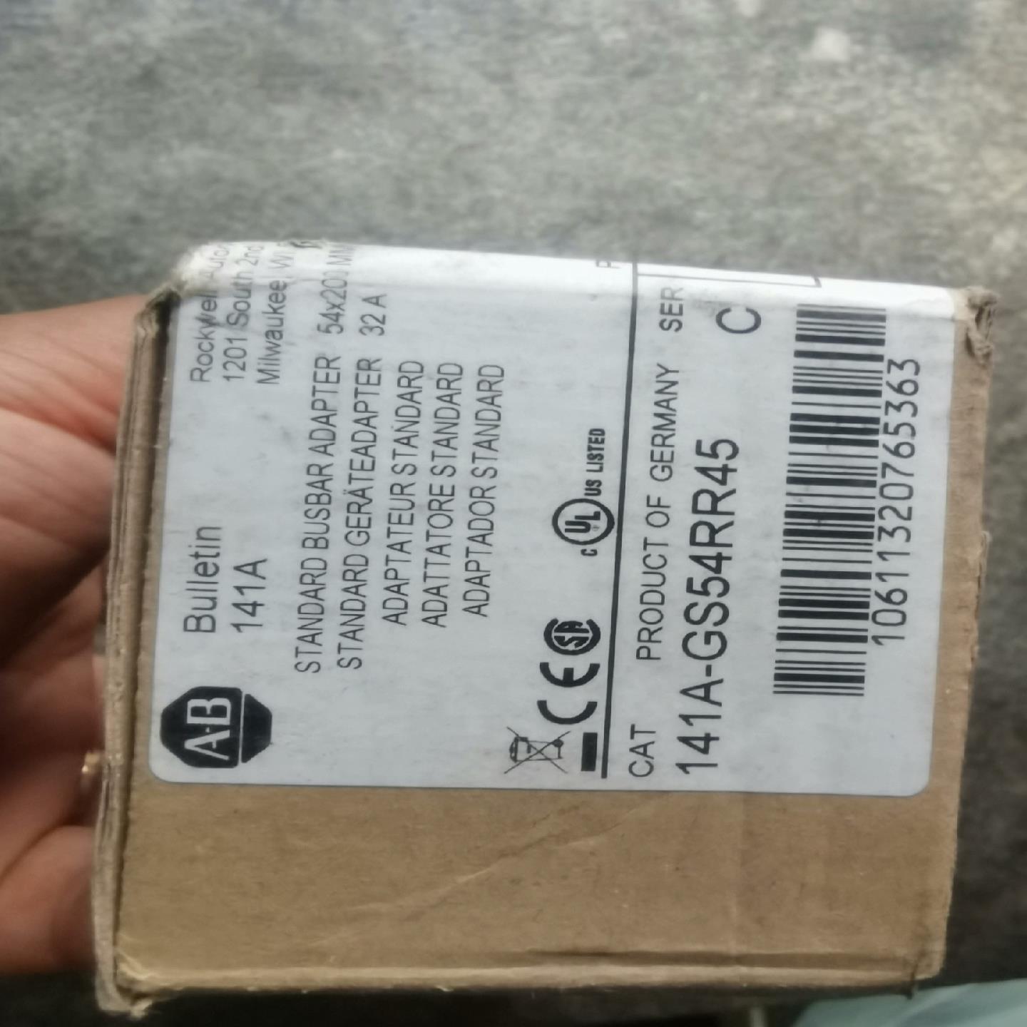 全新未用库存AB罗克韦尔母线转接器141A-GS54RR45