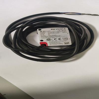 基恩士传感器LR-W70，成色9成新，功能完好，长线2.11