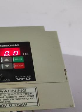 正品松下变频器BFV00072GK，AC220V750W