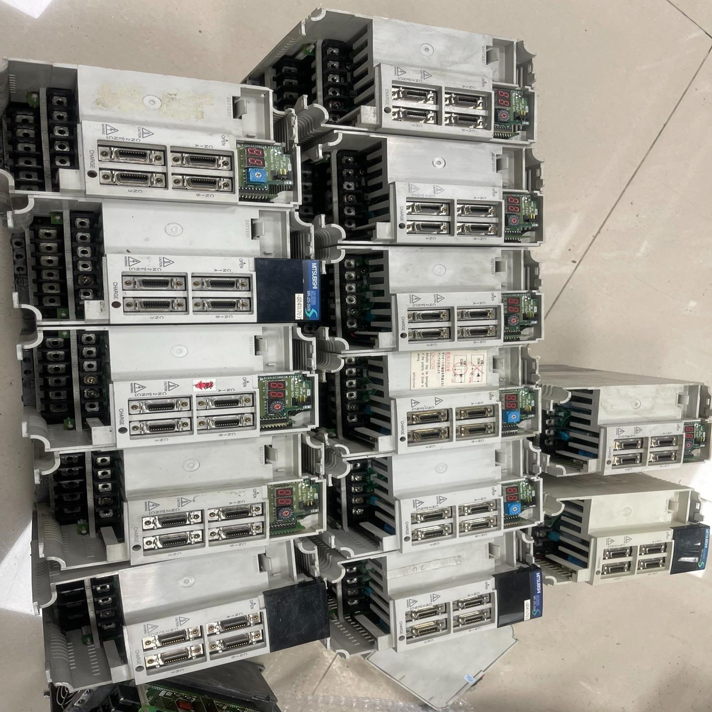 （设备配件）MR-J2S-350B-S041U703