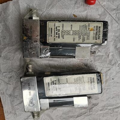 MASS FLOW CONTROLLER计MODEL U