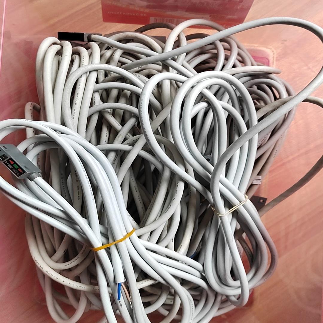 全新原装正品磁性开关D-P5DWL