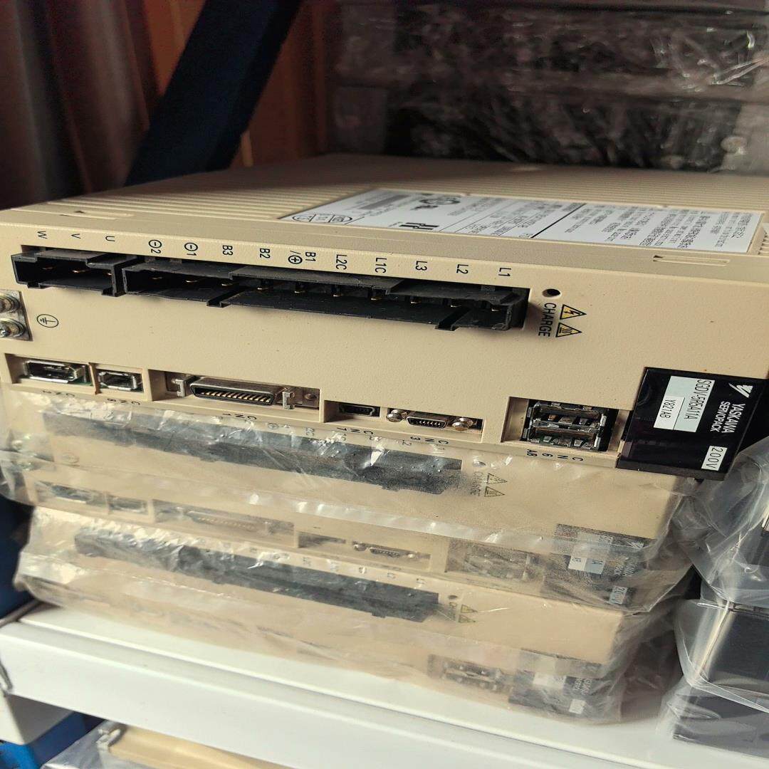 安川驱动器SGDV-5R5A11AY821AB