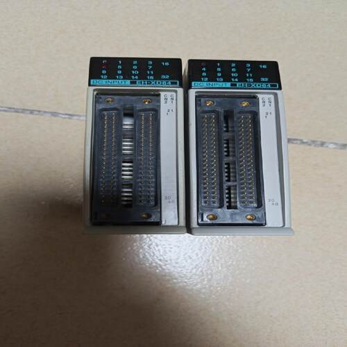 {莱茵电子商行}日立EH-150系列PLC模块EH-XD64功能正常实物拍