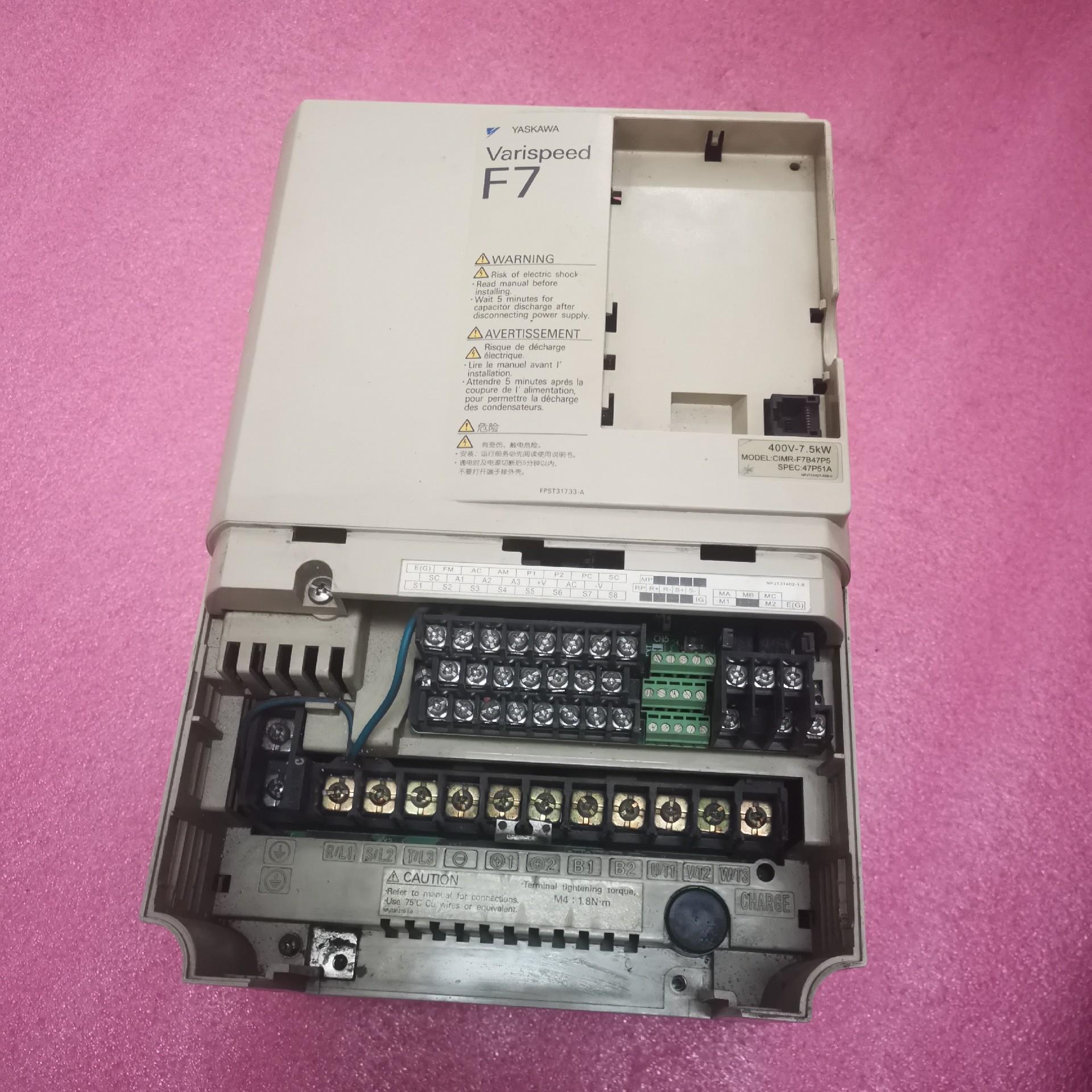 （设备配件）安川F7变频器CIMR-F7B47P5  7.5kw功能完好