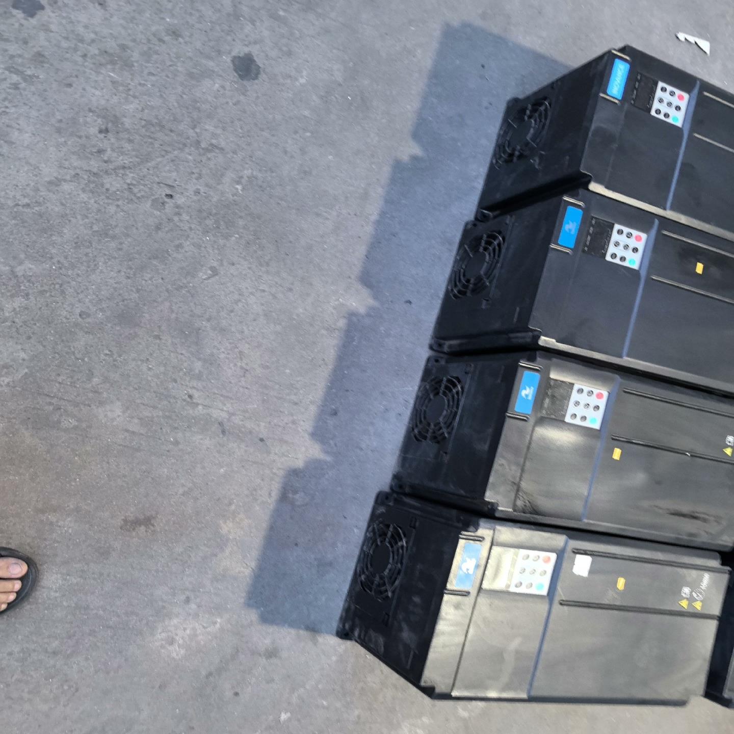 【顺庆】汇川变频器 实物拍摄 功能包好 CS710-4T30GB-Z【议价】