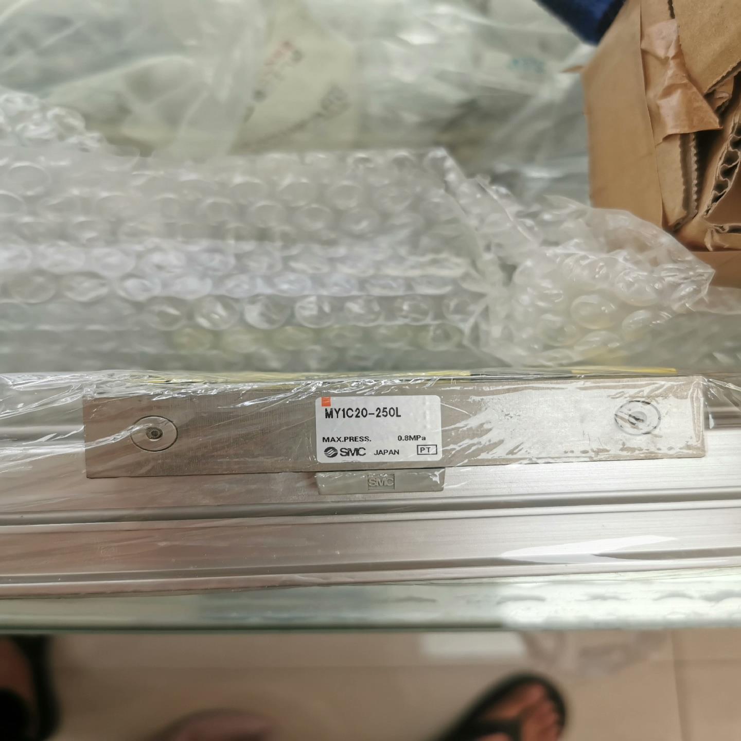 全新原装正品SMC无杆气缸MY1C20-250L