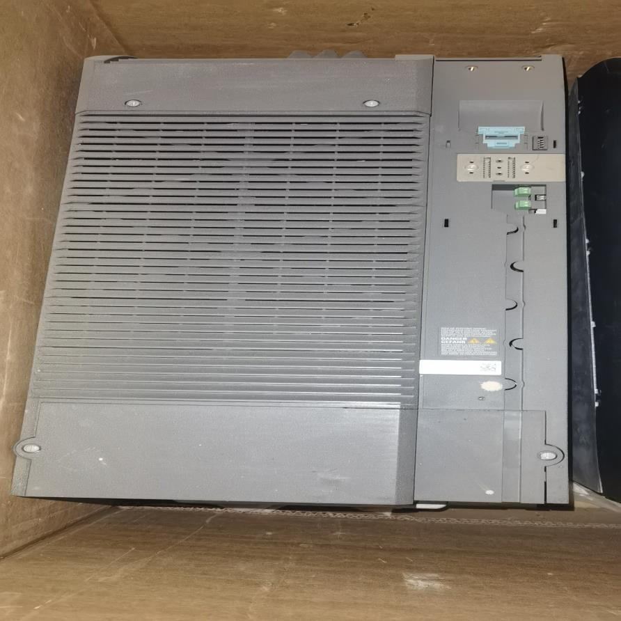 [德峰]6SL3210-1PH31-4UL0西门子高压变频器，未使用