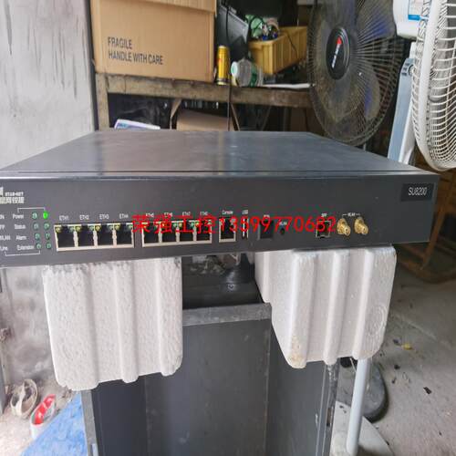 【荣强工控】星网锐捷企业网关型号su8200，成色漂亮实