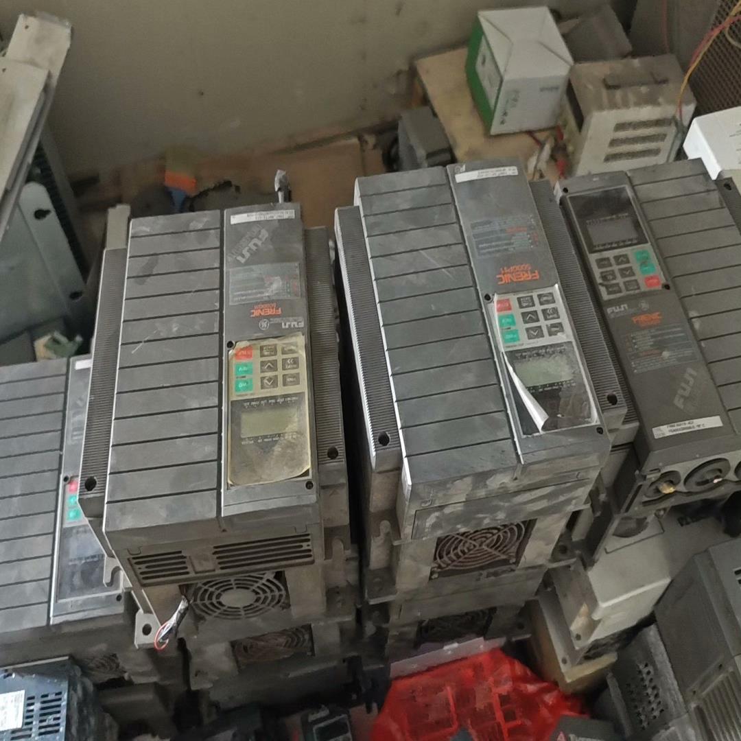 [德峰]5.5KW7系列KWP11S变频器5富士系列.G11S