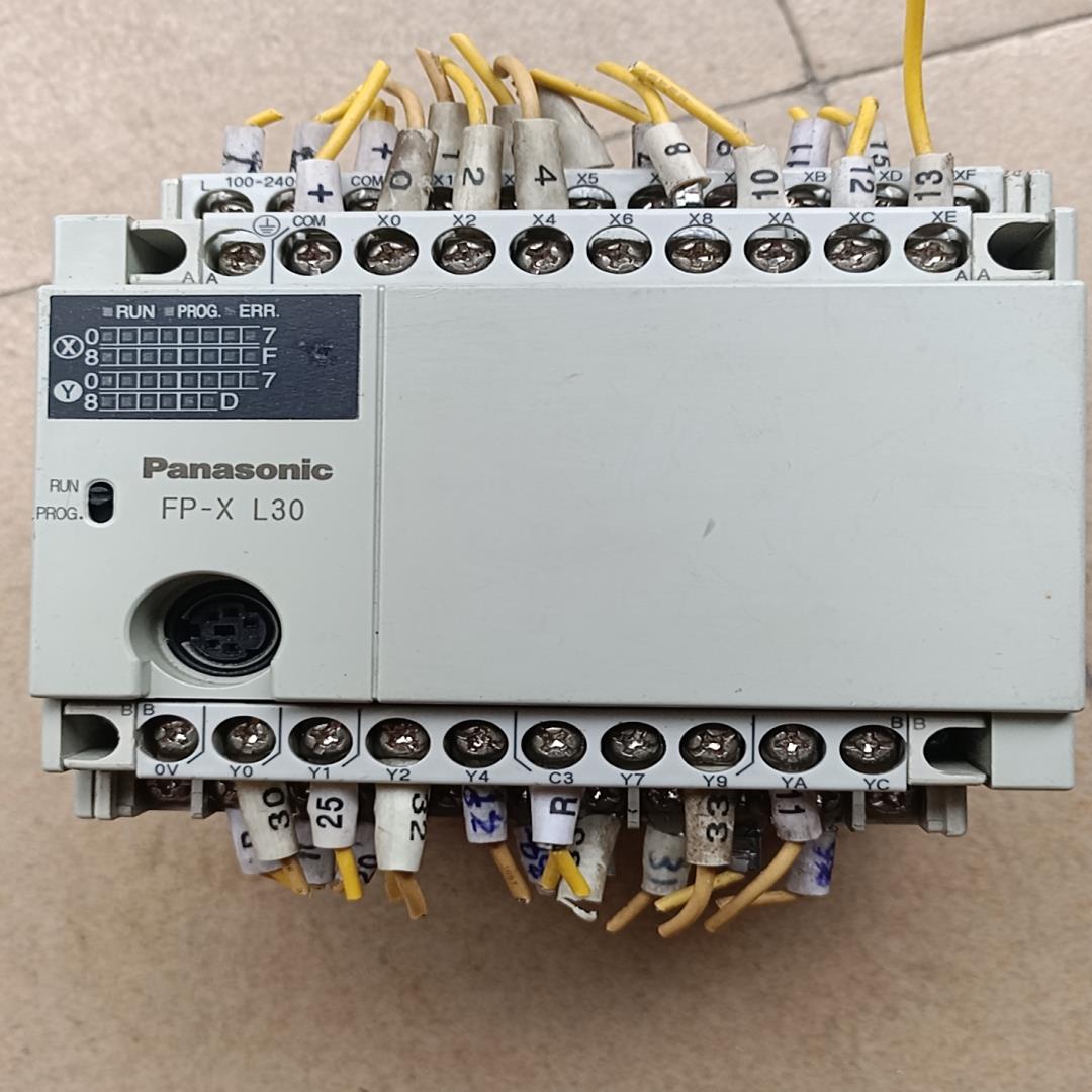 松下原装正品PLC  AFPX-L30R-F