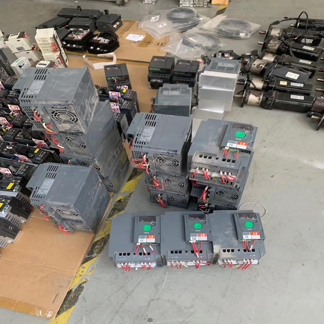 4千瓦变频器15台，1.5千瓦2台，0.75千瓦4台，