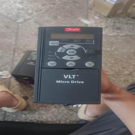 （设备配件）丹佛斯变频器2.2KW FC-051P2K2T4E20H3B